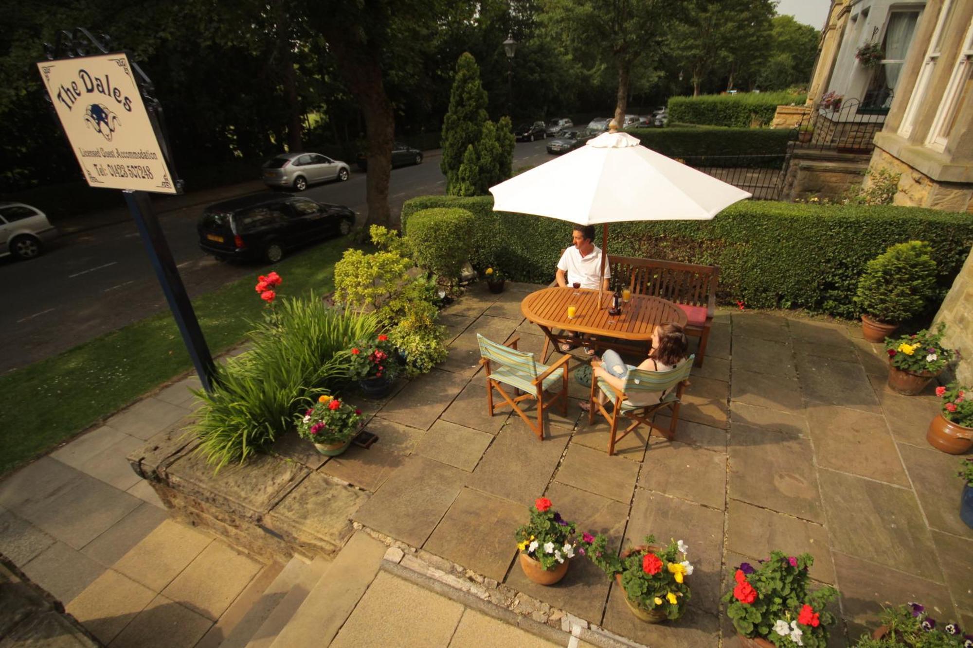 The Dales Bed & Breakfast Harrogate Exterior foto