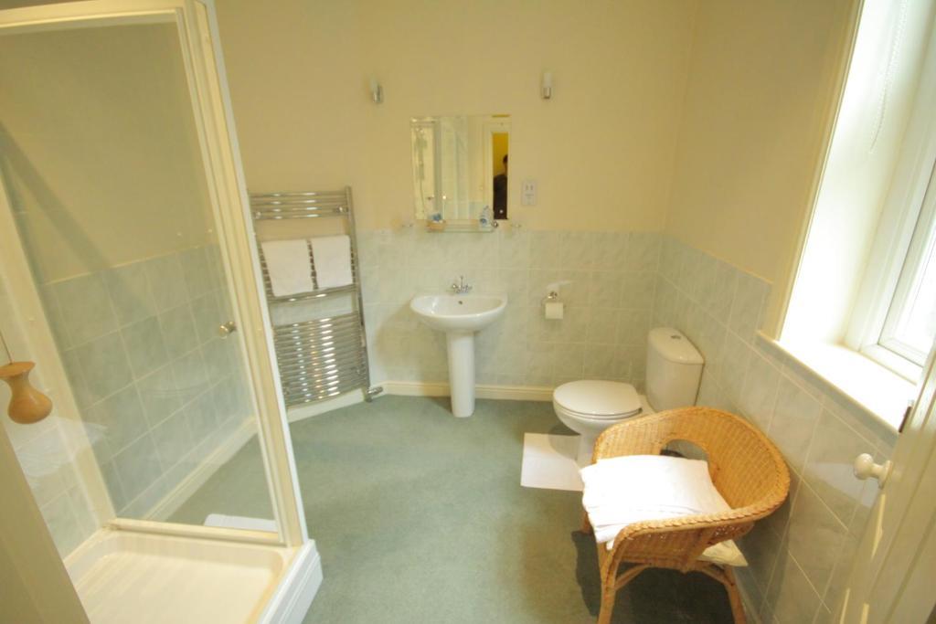 The Dales Bed & Breakfast Harrogate Exterior foto